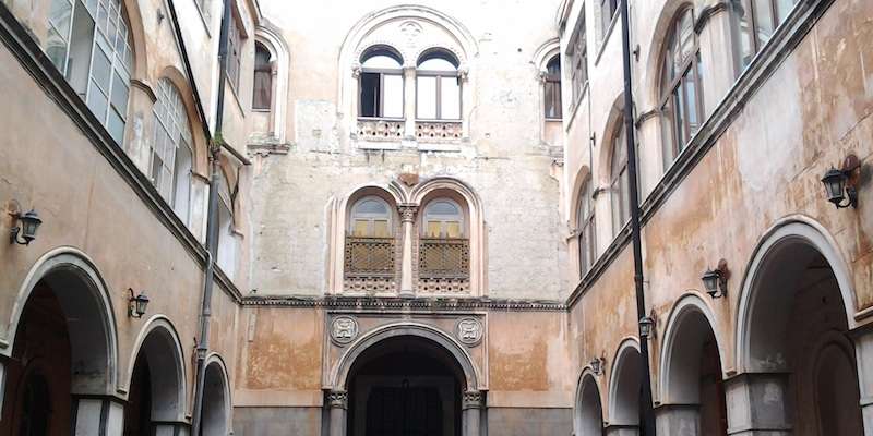 Basilica di San Gennaro fuori le mura