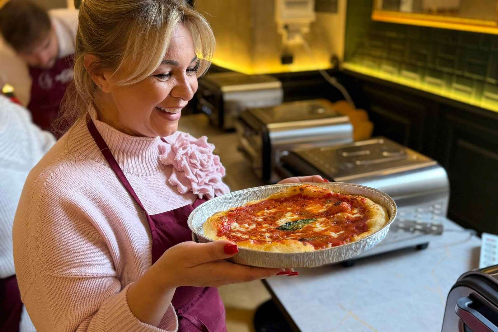 Corso di pizza napoletana: esperienza culinaria autentica