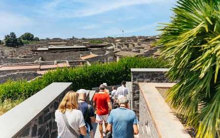 Gita a Pompei e Vesuvio da Napoli con pranzo a base di pizza