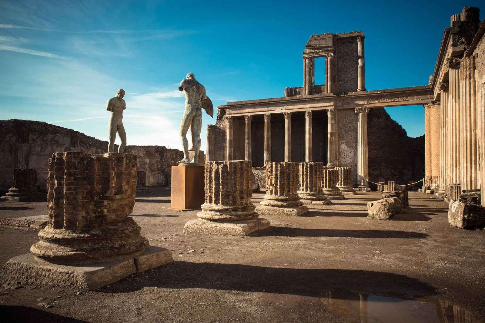 Da Napoli: Tour di Pompei e degustazione vini del Vesuvio con pranzo