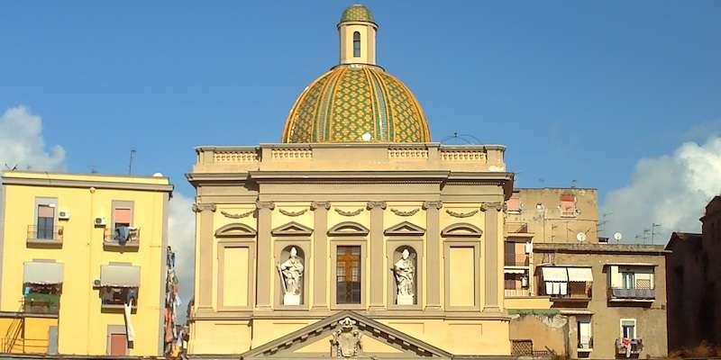 Chiesa di Santa Croce e Purgatorio al Mercato