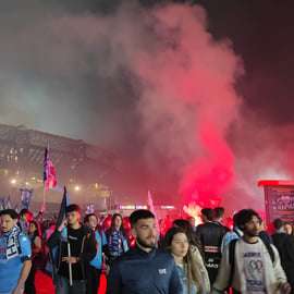 Napoli: Tour guidato a piedi dell'esterno dello Stadio Maradona