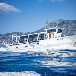 Tour in barca della Costiera Amalfitana da Nerano