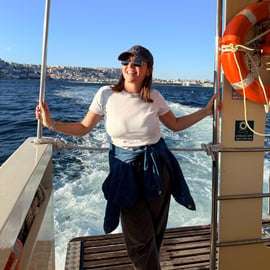 Tour in barca nel golfo di Napoli con guida locale