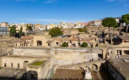 Da Napoli: Ercolano salta la fila - Tour condiviso