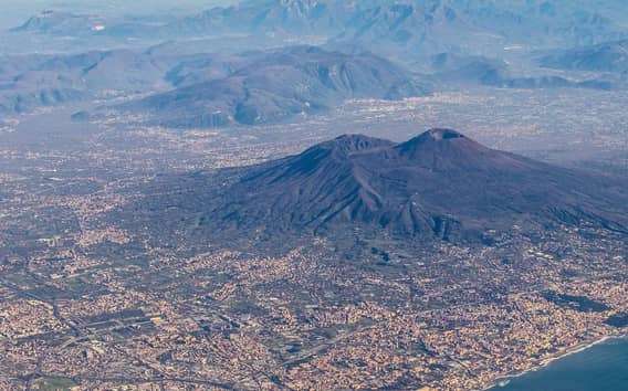 Da Pompei: trasferimento in autobus al Vesuvio con ingresso al parco a pagamento