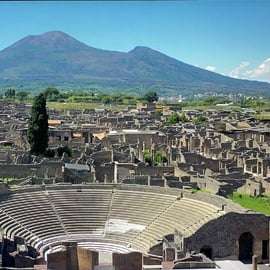 Da Napoli: Visita Pompei Scavi e Vesuvio con guida e biglietto salta fila