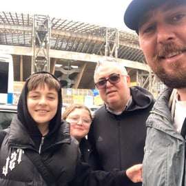 Napoli: Tour guidato a piedi dell'esterno dello Stadio Maradona