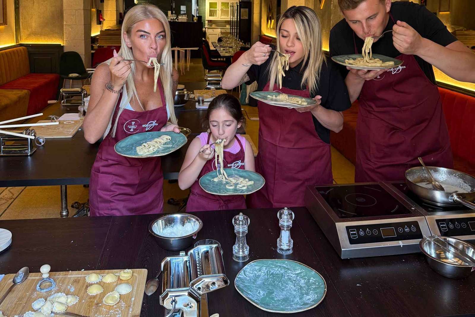 Segreti napoletani: corso di pasta e tiramisù per amanti del cibo