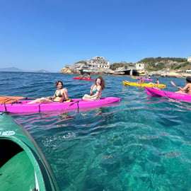 Napoli: Kayak tour wild Posillipo