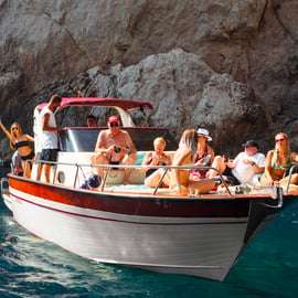 Da Sorrento: Escursione in barca sull'isola di Capri