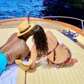 Positano: tour in barca condiviso di Capri e Grotta Azzurra con bevande