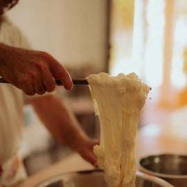 Amalfi: Corso di cucina con pasta, mozzarella e tiramisù