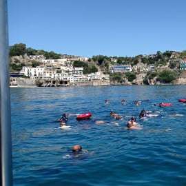 Snorkeling a Baia nel parco archeologico sommerso