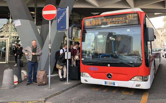 Aeroporto di Napoli: Trasferimento in autobus da/per la Stazione Marittima di Napoli