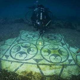 Immersione nel parco sommerso di Baia per chi inizia