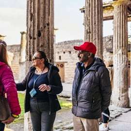 Tour di Pompei da Napoli in bus con ingresso prioritario