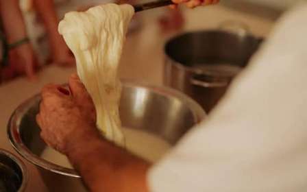 Amalfi: Corso di cucina con pasta, mozzarella e tiramisù