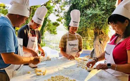 Corso di cucina a Sorrento in una villa con vista sul mare