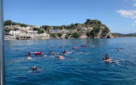 Snorkeling a Baia nel parco archeologico sommerso