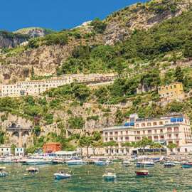Da Napoli: traghetto per Amalfi e Positano