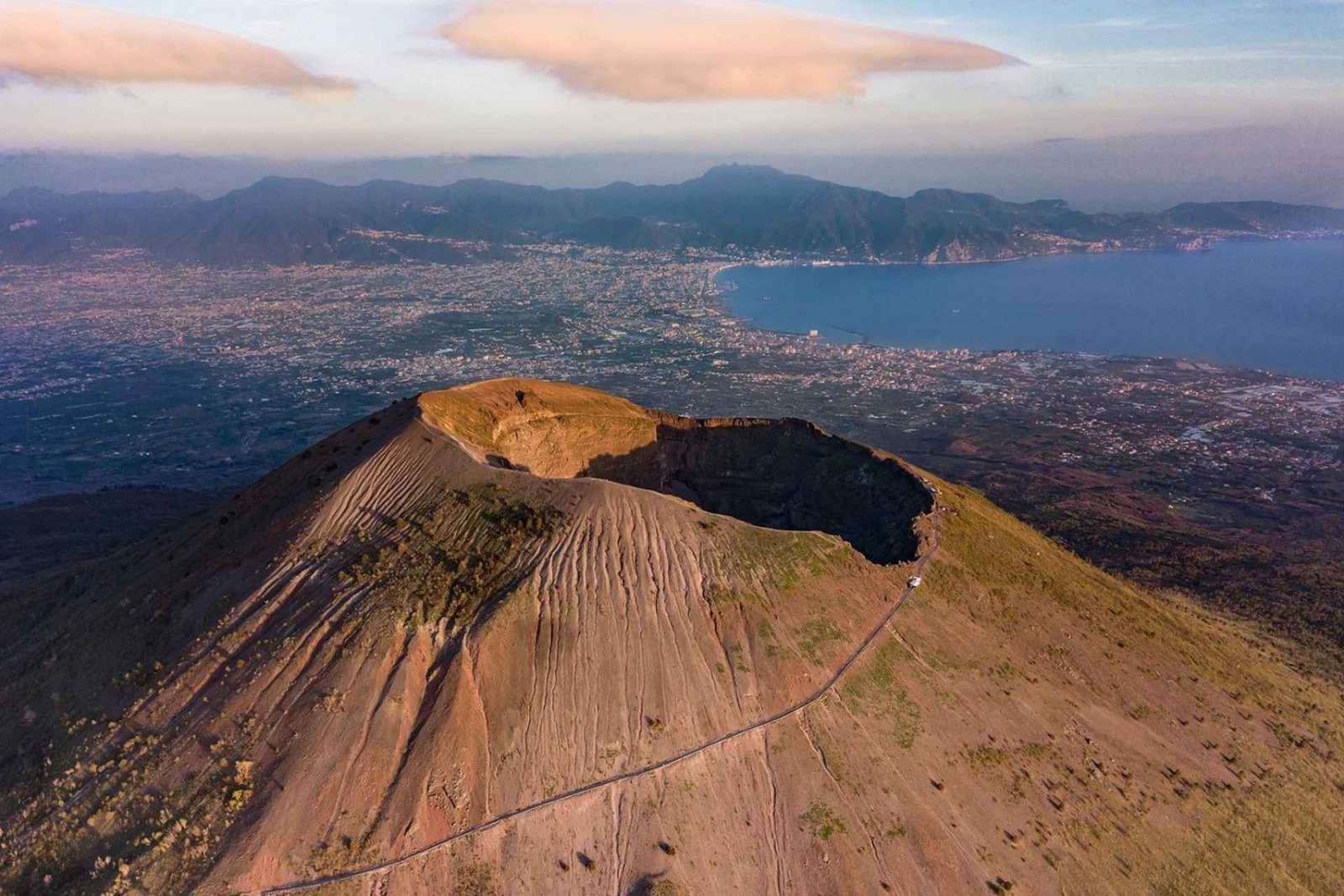 Pompei: Tour di un giorno di Pompei e del Vesuvio con trasferimento in autobus
