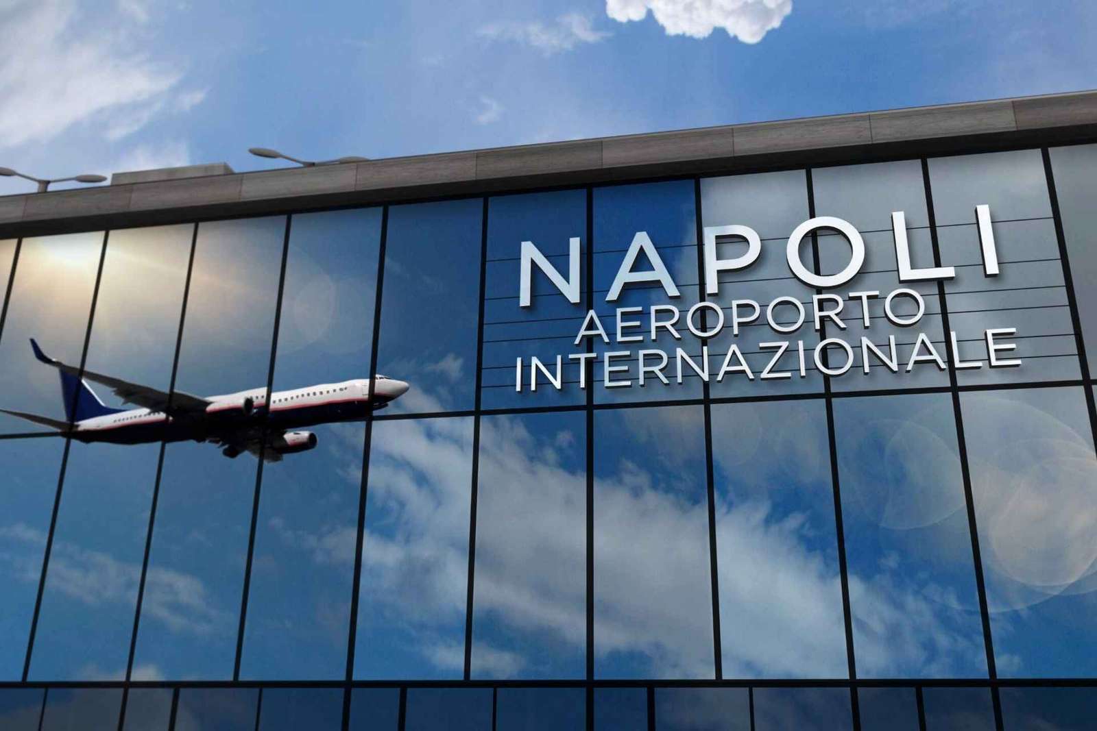 Da Sorrento: Trasferimento privato a Napoli