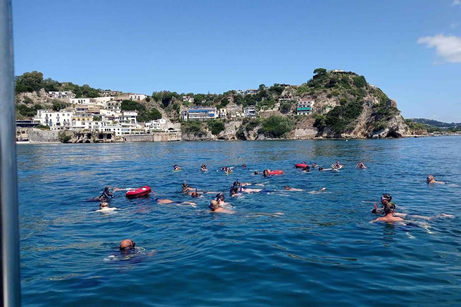 Snorkeling a Baia nel parco archeologico sommerso