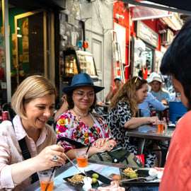 Napoli: Tour storico e gastronomico a piedi